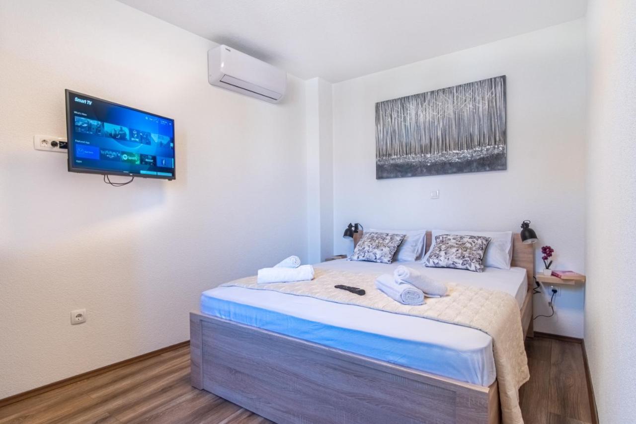 Su Casa - At Kastela Oldtown Apartment Exterior photo