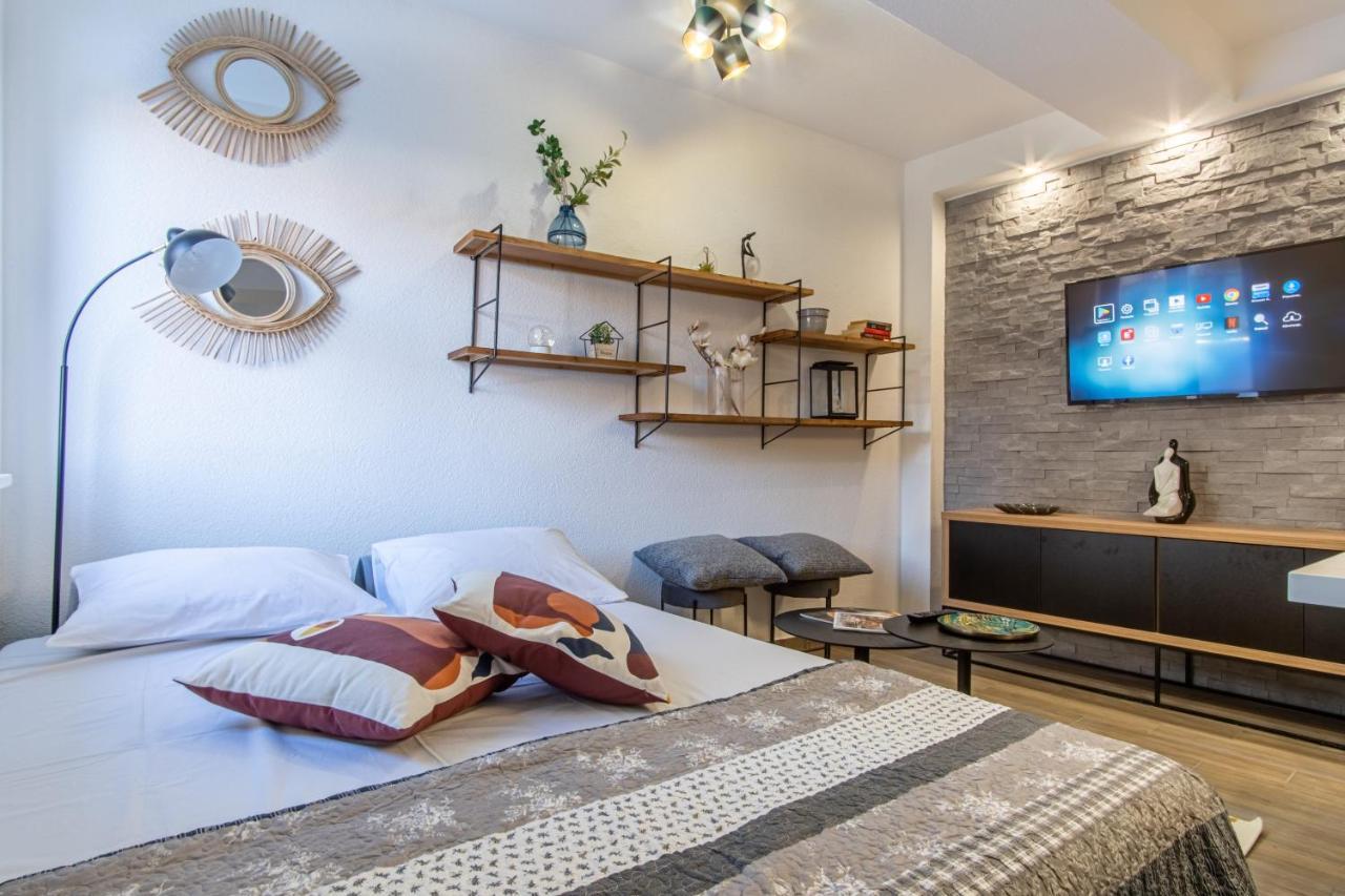 Su Casa - At Kastela Oldtown Apartment Exterior photo
